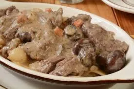 Estrogonofe de coração de frango friato