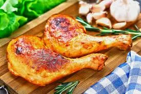 Thigh and cold meat with cheese and garlic crust