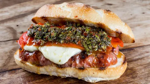 Choripan com Linguiça Friato